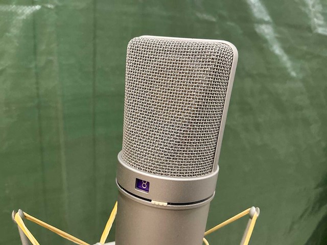 Neumann u87ai-p48 microfoon met statief - afbeelding 4 van  6