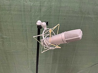 Neumann u87ai-p48 microfoon met statief - afbeelding 1 van  6