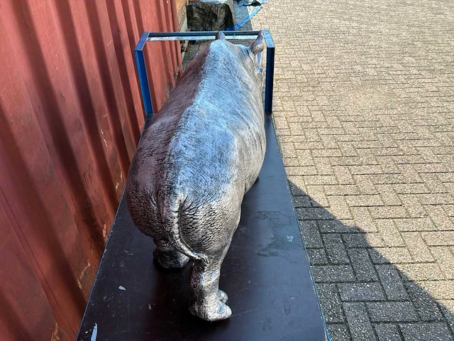 Neushoorn collectible beeld - afbeelding 4 van  4