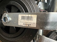 Neuswiel (16x) - afbeelding 4 van  4