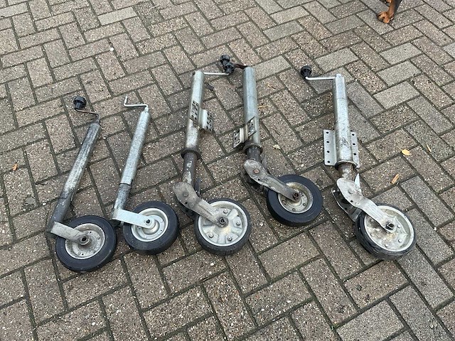 Neuswiel (5x) - afbeelding 1 van  4