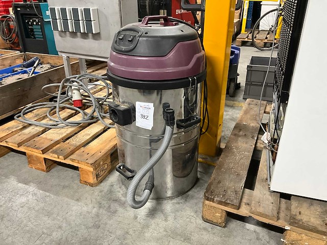 Nevac industriële stofzuiger - afbeelding 1 van  3