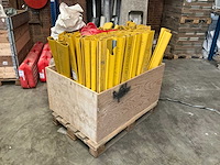 Nevosafe bekistingsmateriaal beschermingsklemmen - afbeelding 1 van  4