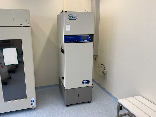 New brunswick innova u360-86 laboratoriumvriezer - afbeelding 1 van  5