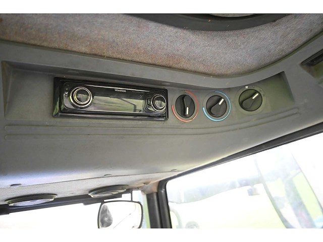 New holland - 1998 - tm135 - vierwielaangedreven landbouwtractor - afbeelding 24 van  33