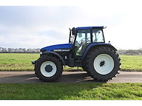 New holland - 1998 - tm135 - vierwielaangedreven landbouwtractor - afbeelding 23 van  33