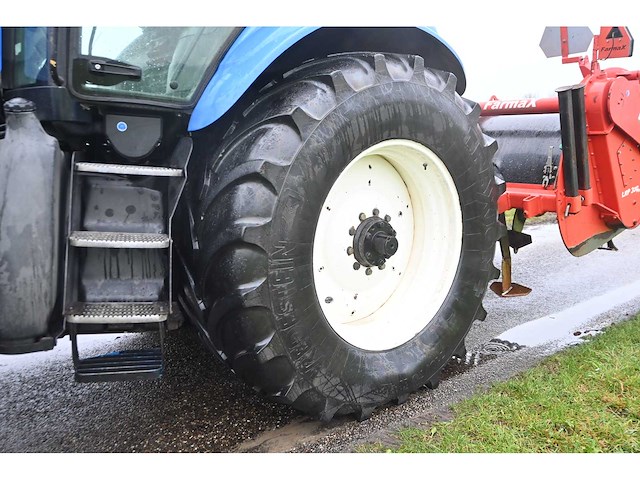 New holland - 2003 - tg230 - vierwielaangedreven landbouwtractor - afbeelding 8 van  35