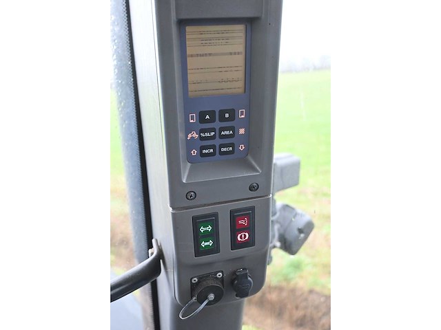 New holland - 2003 - tg230 - vierwielaangedreven landbouwtractor - afbeelding 21 van  35