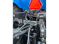New holland - 2003 - tg230 - vierwielaangedreven landbouwtractor - afbeelding 29 van  35
