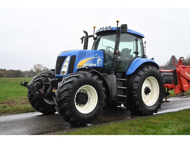 New holland - 2003 - tg230 - vierwielaangedreven landbouwtractor - afbeelding 1 van  35
