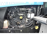 New holland - 2003 - tg230 - vierwielaangedreven landbouwtractor - afbeelding 13 van  35