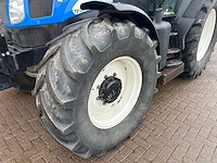 New holland - 2006 - ts125a - tractor met herder kmu180 maaier - afbeelding 9 van  10