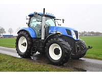 New holland - 2007 - t7030 - vierwielaangedreven landbouwtractor - afbeelding 3 van  35
