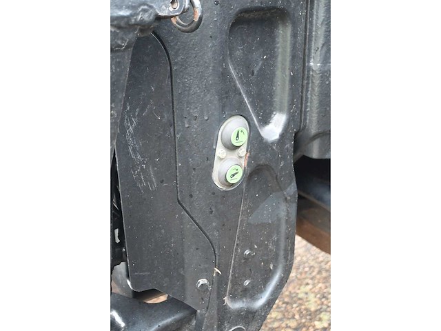 New holland - 2011 - t7070 - vierwielaangedreven landbouwtractor - afbeelding 6 van  39