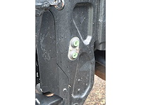 New holland - 2011 - t7070 - vierwielaangedreven landbouwtractor - afbeelding 6 van  39