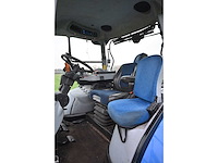 New holland - 2011 - t7070 - vierwielaangedreven landbouwtractor - afbeelding 15 van  39