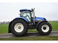 New holland - 2011 - t7070 - vierwielaangedreven landbouwtractor - afbeelding 38 van  39