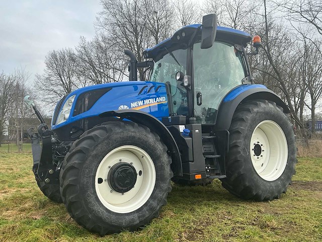 New holland - 2023 - t6.145 - vierwielaangedreven landbouwtractor - afbeelding 1 van  53