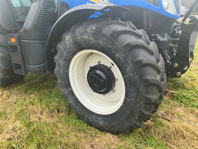 New holland - 2023 - t6.145 - vierwielaangedreven landbouwtractor - afbeelding 18 van  53