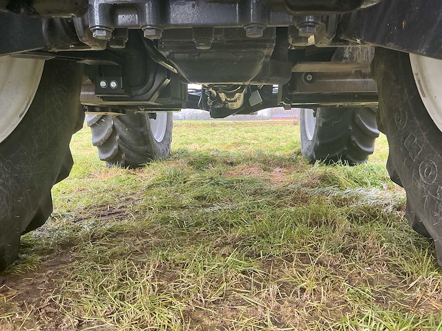 New holland - 2023 - t6.145 - vierwielaangedreven landbouwtractor - afbeelding 30 van  53