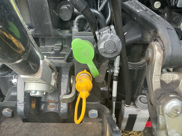 New holland - 2023 - t6.145 - vierwielaangedreven landbouwtractor - afbeelding 21 van  53