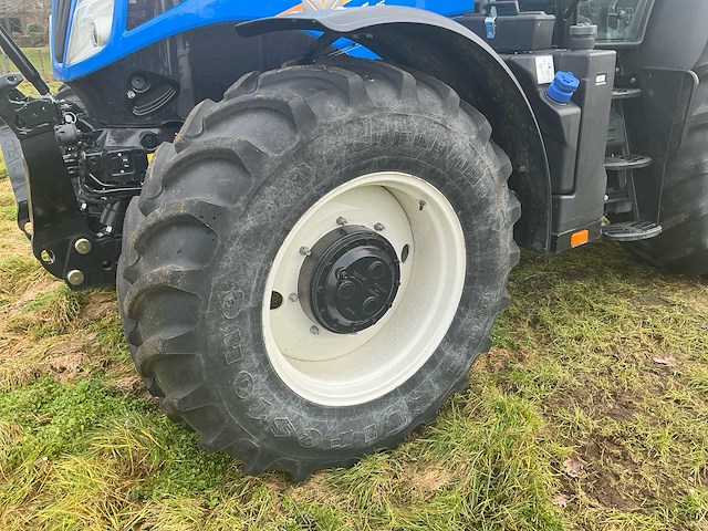 New holland - 2023 - t6.145 - vierwielaangedreven landbouwtractor - afbeelding 28 van  53