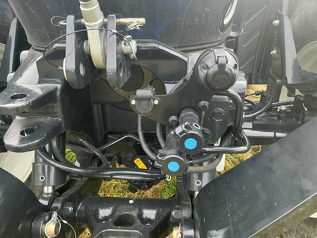 New holland - 2023 - t6.145 - vierwielaangedreven landbouwtractor - afbeelding 30 van  53
