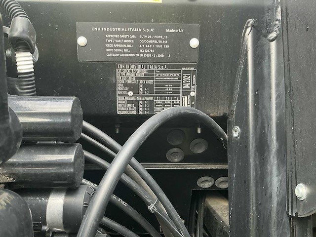 New holland - 2023 - t6.145 - vierwielaangedreven landbouwtractor - afbeelding 11 van  48