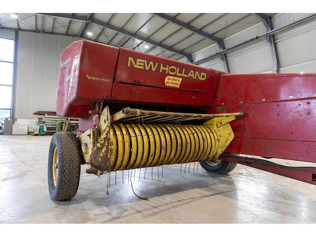 New holland - super hayliner 275 - bale wrapper - afbeelding 9 van  11