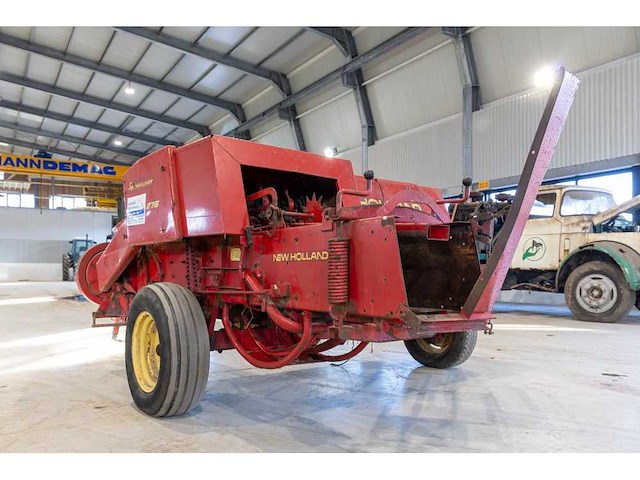 New holland - super hayliner 275 - bale wrapper - afbeelding 11 van  11
