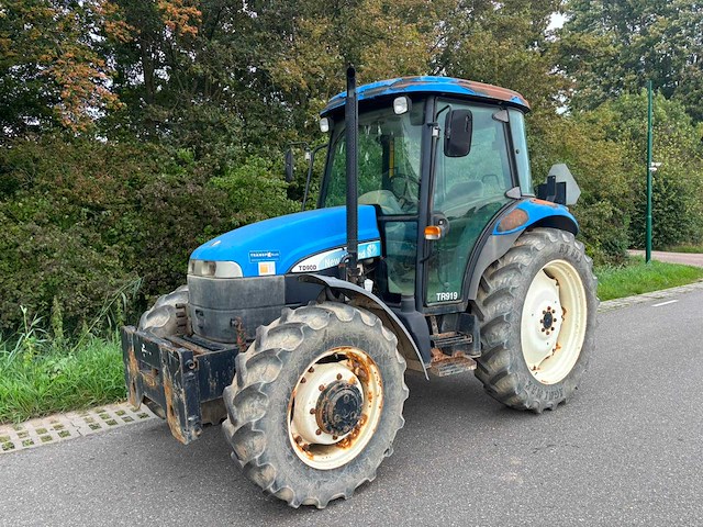 New holland - td90d - tractor - 4wd - 90pk - 2008 - afbeelding 1 van  16