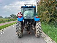 New holland - td90d - tractor - 4wd - 90pk - 2008 - afbeelding 11 van  16