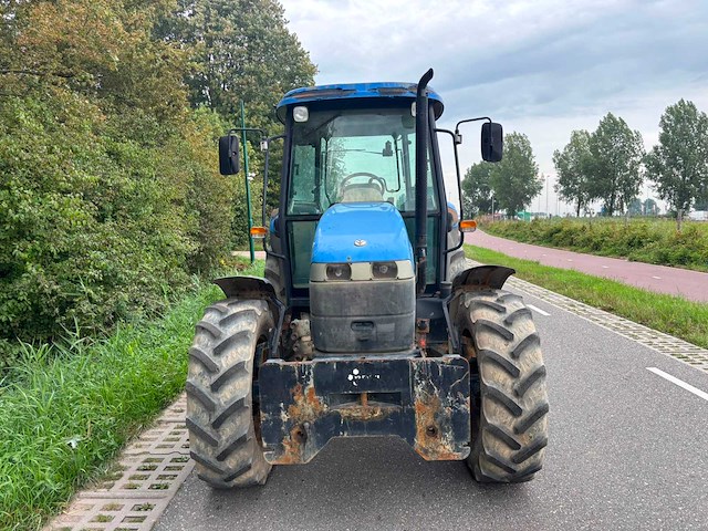 New holland - td90d - tractor - 4wd - 90pk - 2008 - afbeelding 12 van  16