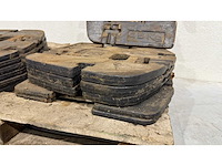 New holland 45kg frontgewicht (12x) - afbeelding 4 van  6