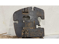 New holland 45kg frontgewicht (12x) - afbeelding 6 van  6