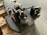 New holland 7000-serie / k80 - k50 trekhaak - afbeelding 3 van  4