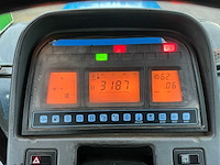 New holland 8360 vierwielaangedreven landbouwtractor - afbeelding 20 van  46