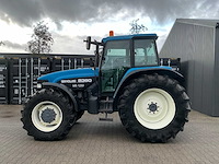 New holland 8360 vierwielaangedreven landbouwtractor - afbeelding 42 van  46