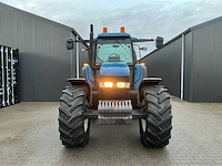 New holland 8360 vierwielaangedreven landbouwtractor - afbeelding 44 van  46