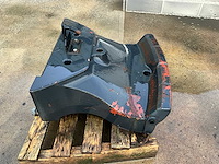 New holland frontgewicht ophanging - afbeelding 2 van  4