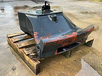 New holland frontgewicht ophanging - afbeelding 3 van  4