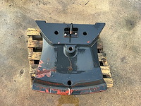 New holland frontgewicht ophanging - afbeelding 4 van  4