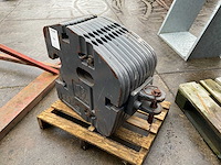 New holland frontgewicht set - afbeelding 3 van  3