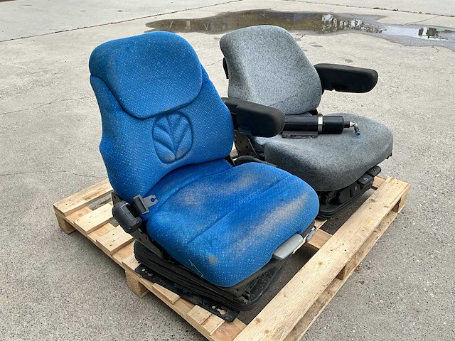New holland luchtgeveerde stoel (2x) - afbeelding 7 van  13