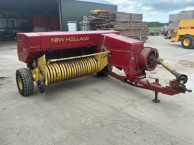 New holland ra 286 balenpers - afbeelding 1 van  13