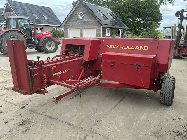New holland ra 286 balenpers - afbeelding 12 van  13