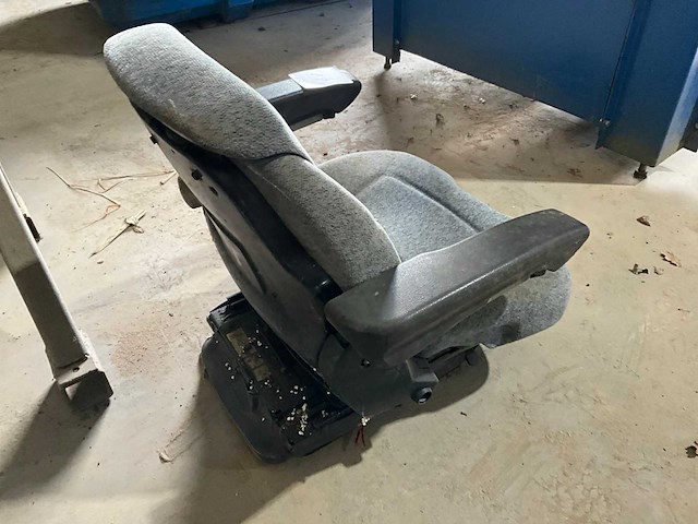 New holland stoel - afbeelding 3 van  8