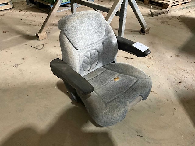 New holland stoel - afbeelding 4 van  8