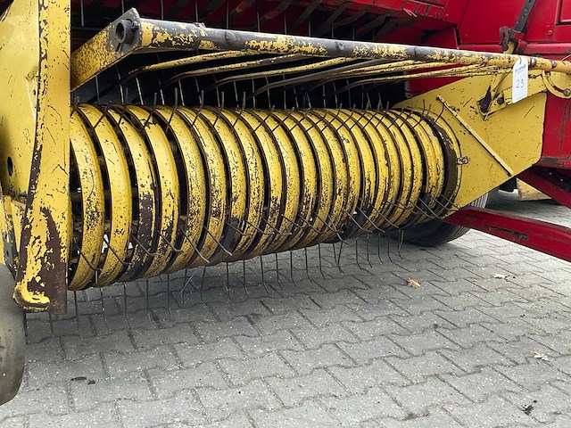 New holland super hayliner 286 balenpers - afbeelding 9 van  13