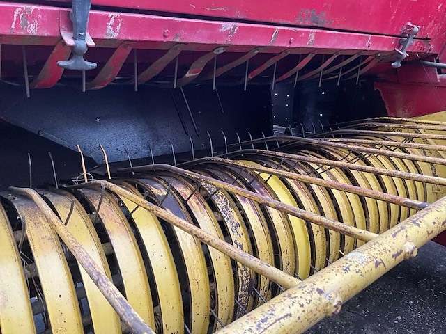 New holland super hayliner 286 balenpers - afbeelding 12 van  20